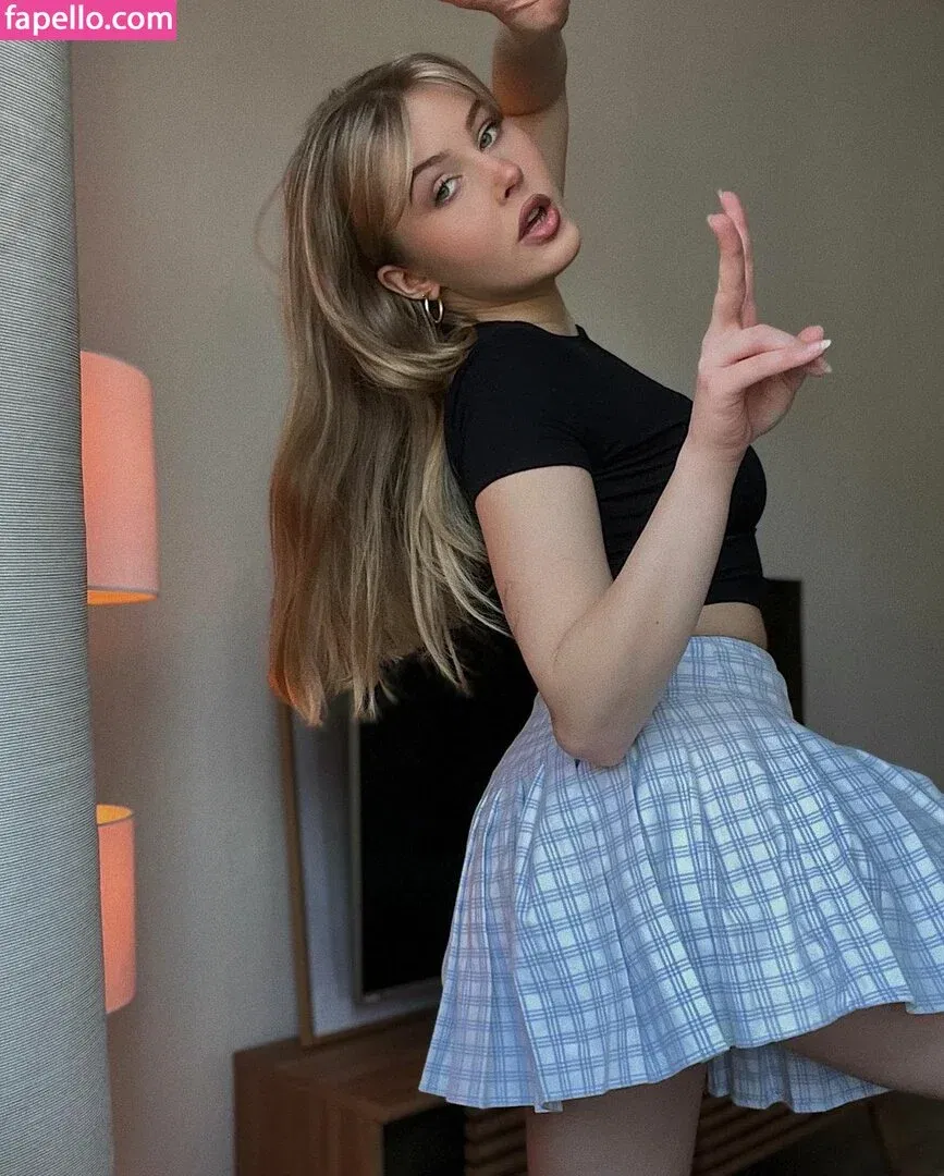 cirizzzle Onlyfans Photo Gallery 