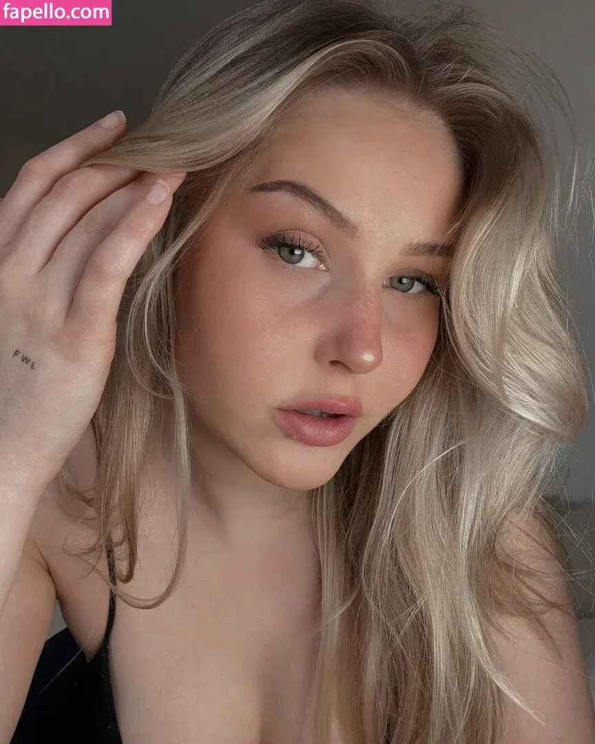 cirizzzle Onlyfans Photo Gallery 