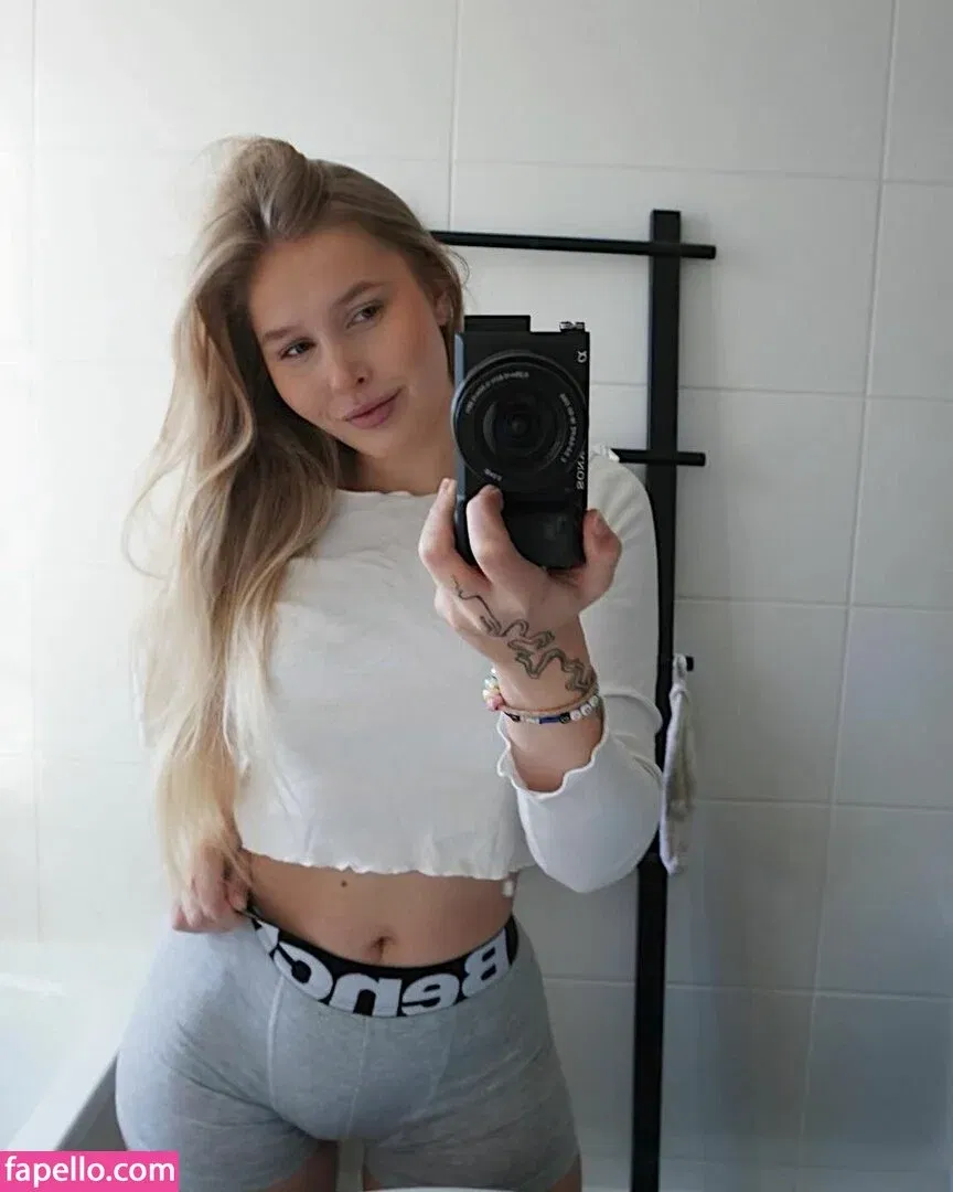 cirizzzle Onlyfans Photo Gallery 