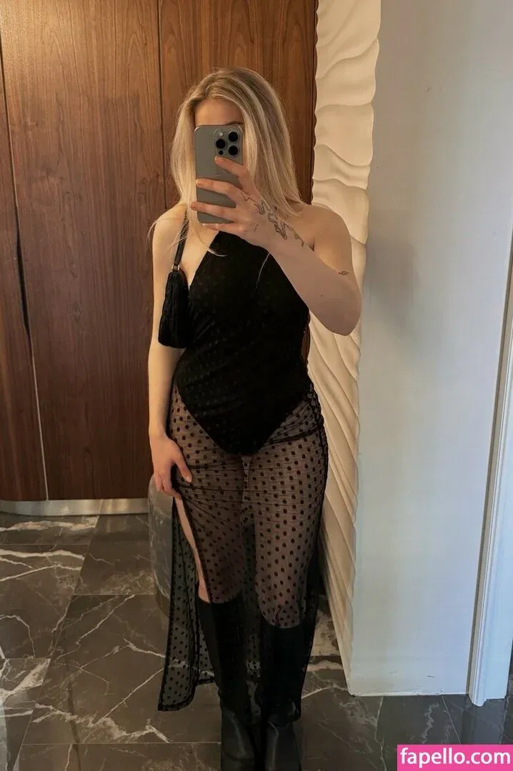 cirizzzle Onlyfans Photo Gallery 