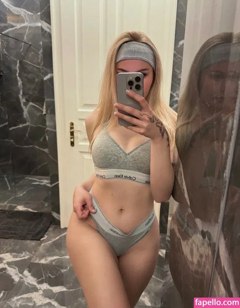 cirizzzle Onlyfans Photo Gallery 