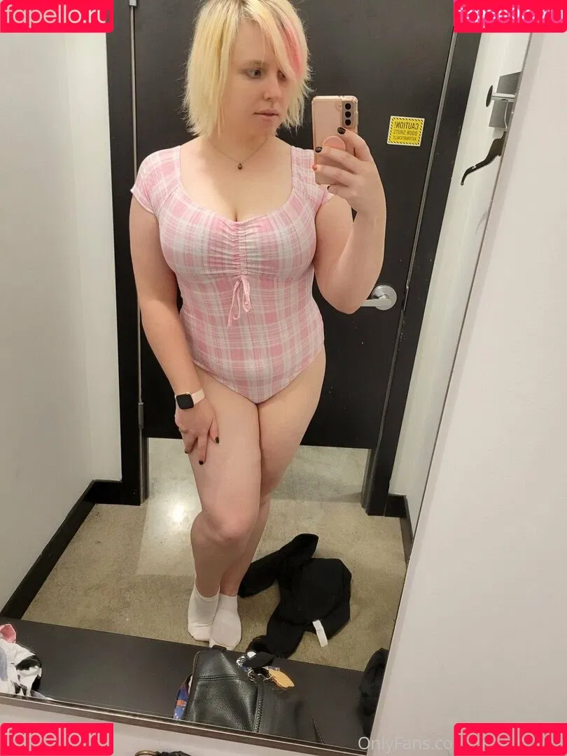 piggynukka Onlyfans Photo Gallery 