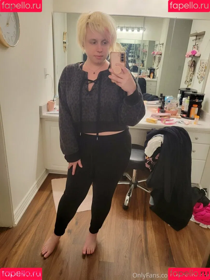 piggynukka Onlyfans Photo Gallery 