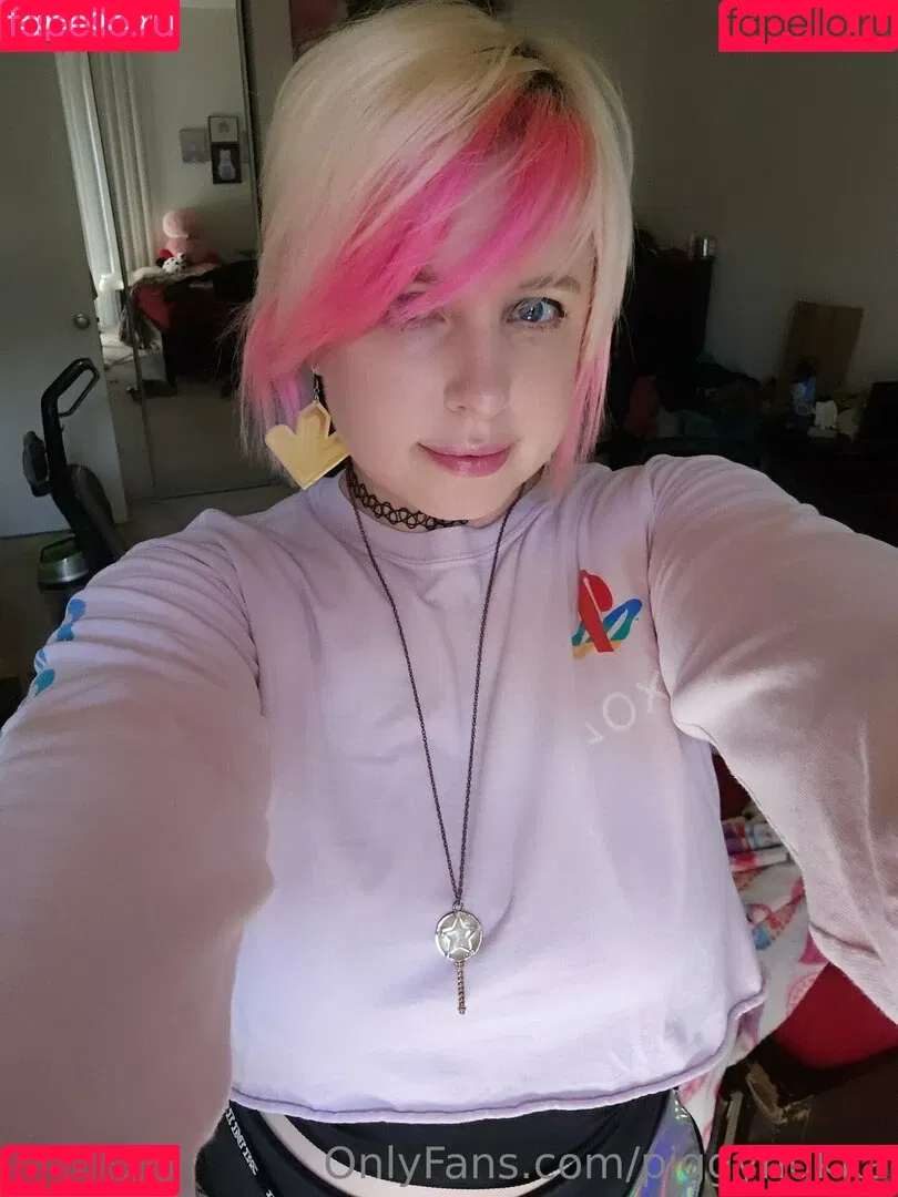 piggynukka Onlyfans Photo Gallery 