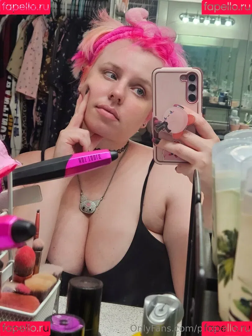 piggynukka Onlyfans Photo Gallery 