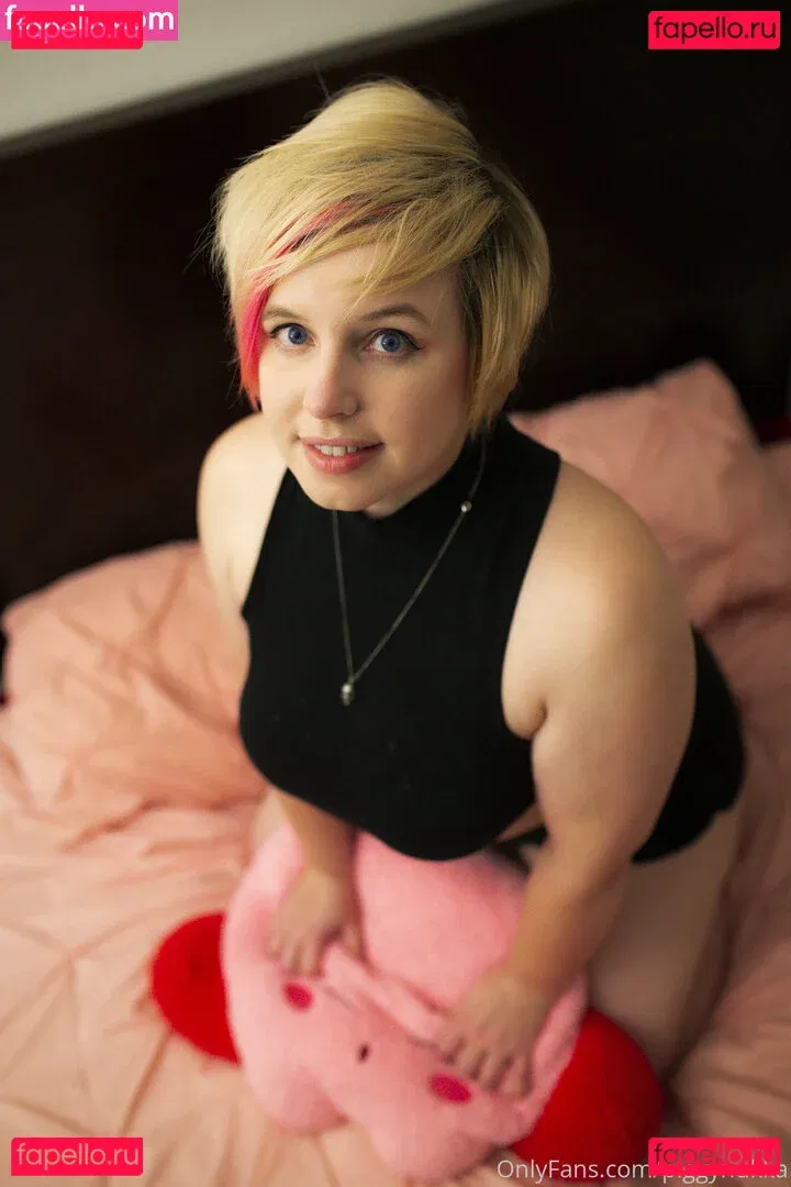 piggynukka Onlyfans Photo Gallery 