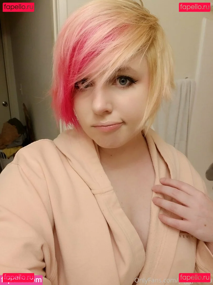 piggynukka Onlyfans Photo Gallery 