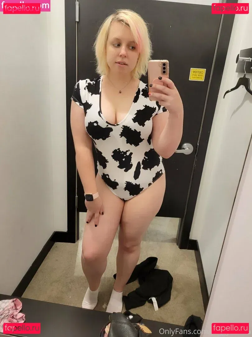 piggynukka Onlyfans Photo Gallery 