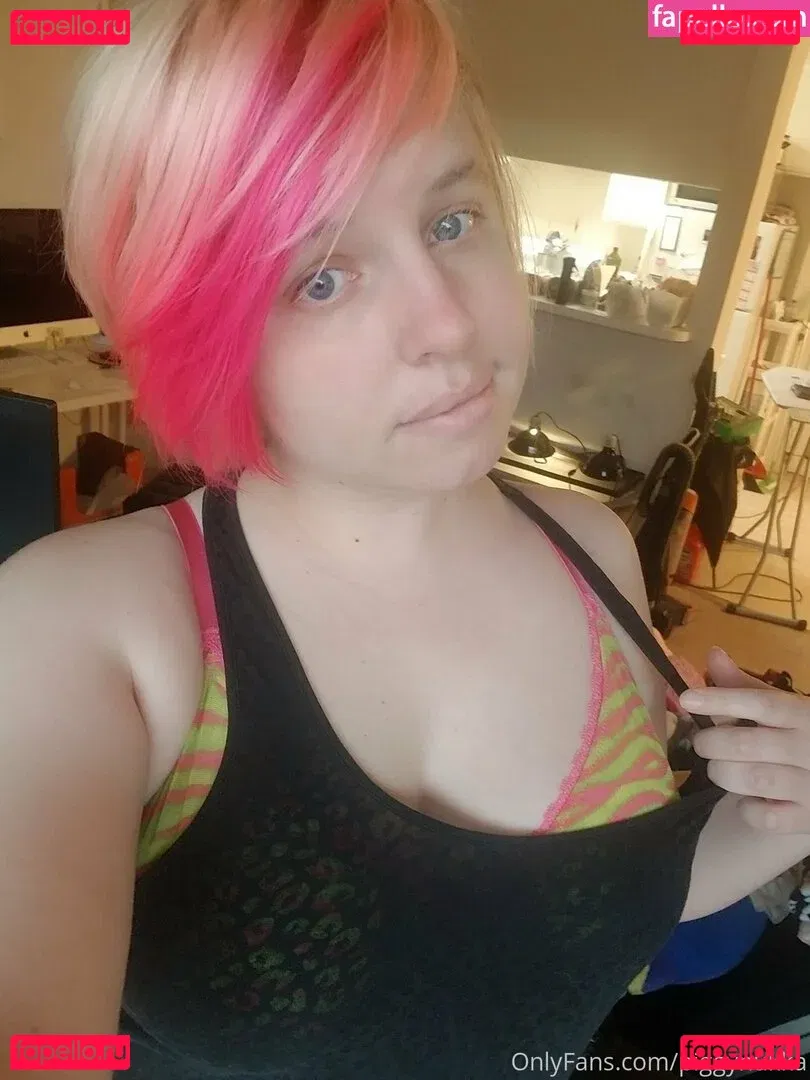 piggynukka Onlyfans Photo Gallery 