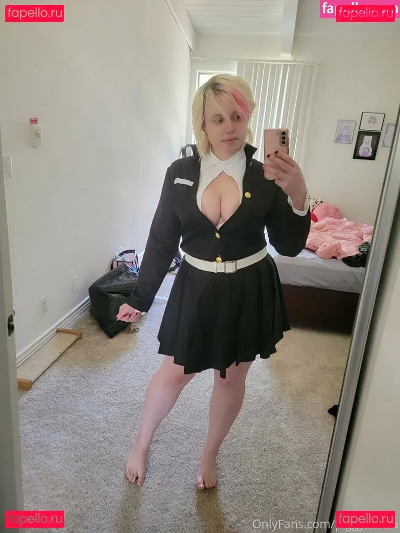 piggynukka Onlyfans Photo Gallery 