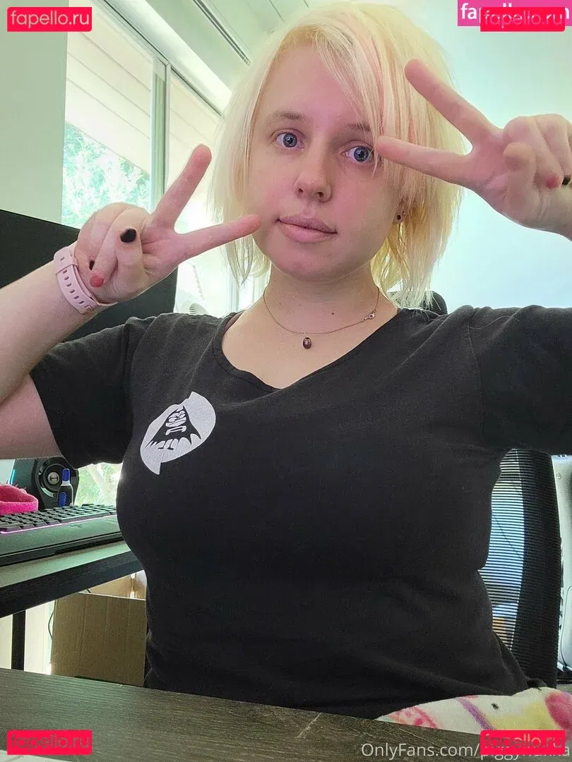 piggynukka Onlyfans Photo Gallery 