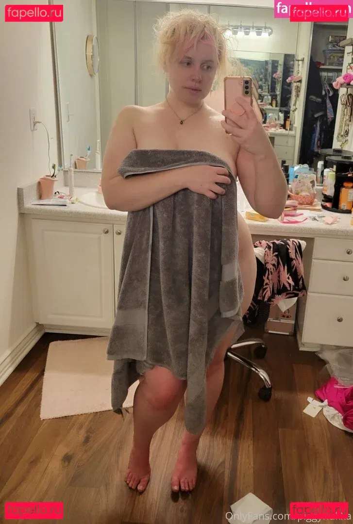 piggynukka Onlyfans Photo Gallery 