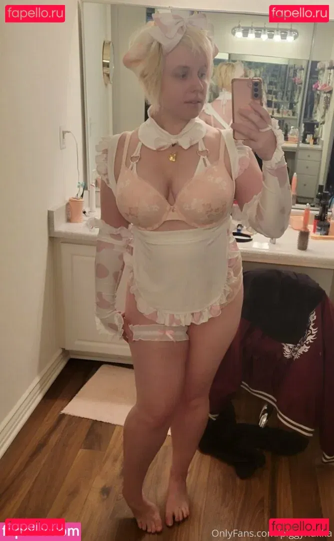 piggynukka Onlyfans Photo Gallery 