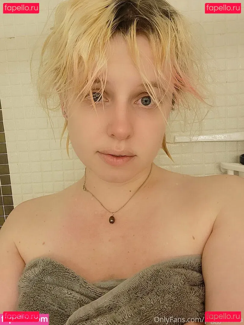 piggynukka Onlyfans Photo Gallery 