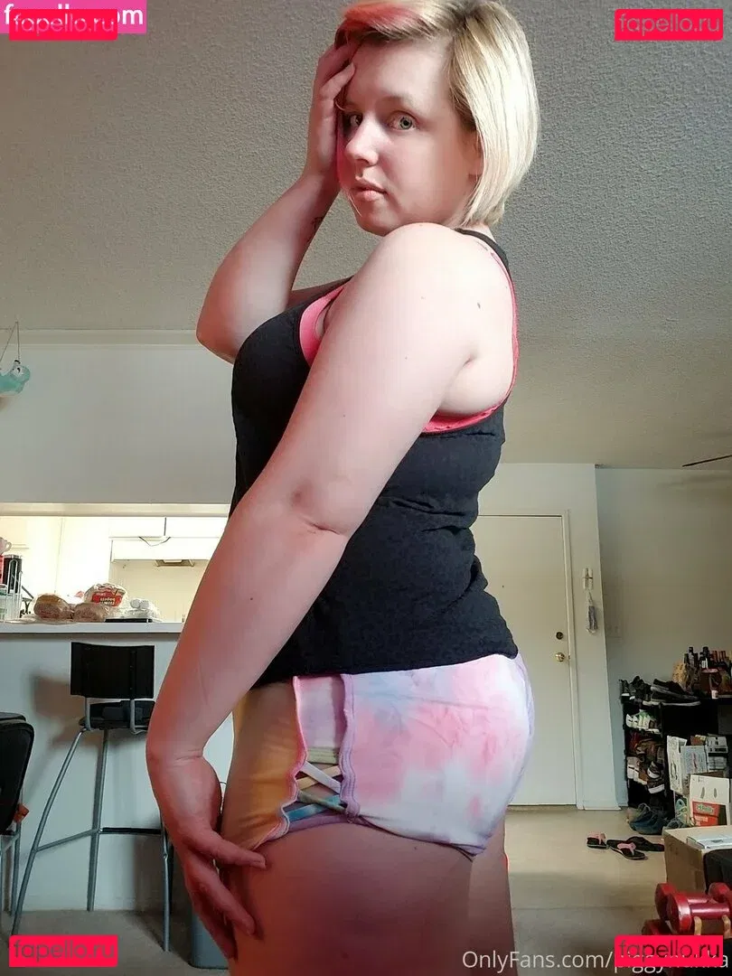 piggynukka Onlyfans Photo Gallery 