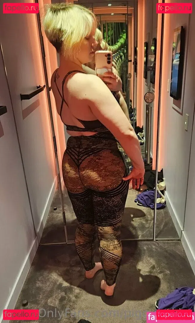 piggynukka Onlyfans Photo Gallery 