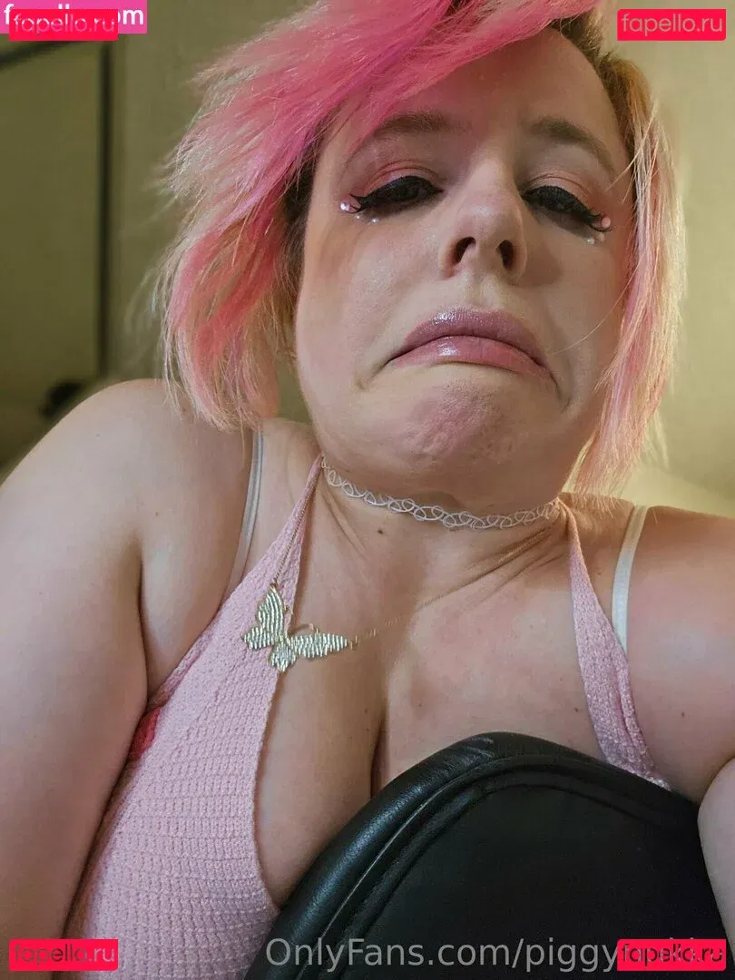 piggynukka Onlyfans Photo Gallery 