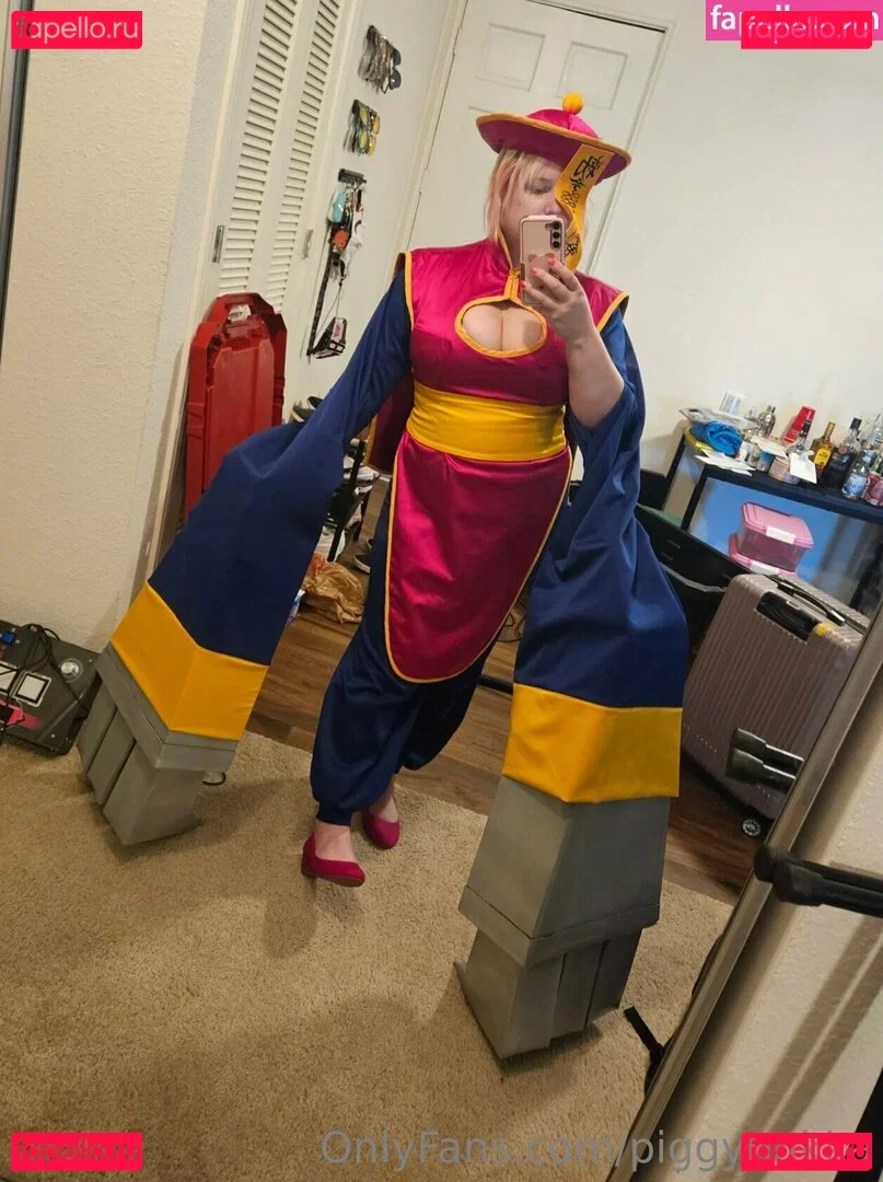 piggynukka Onlyfans Photo Gallery 