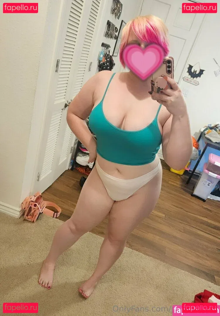 piggynukka Onlyfans Photo Gallery 