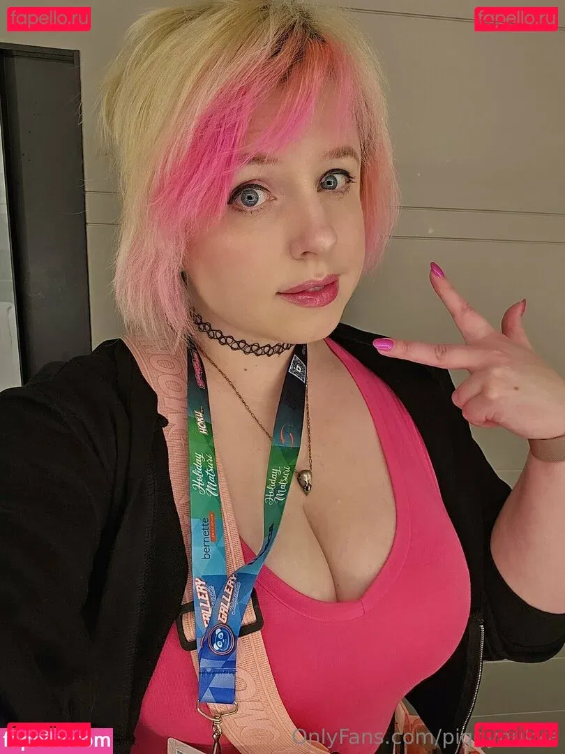 piggynukka Onlyfans Photo Gallery 