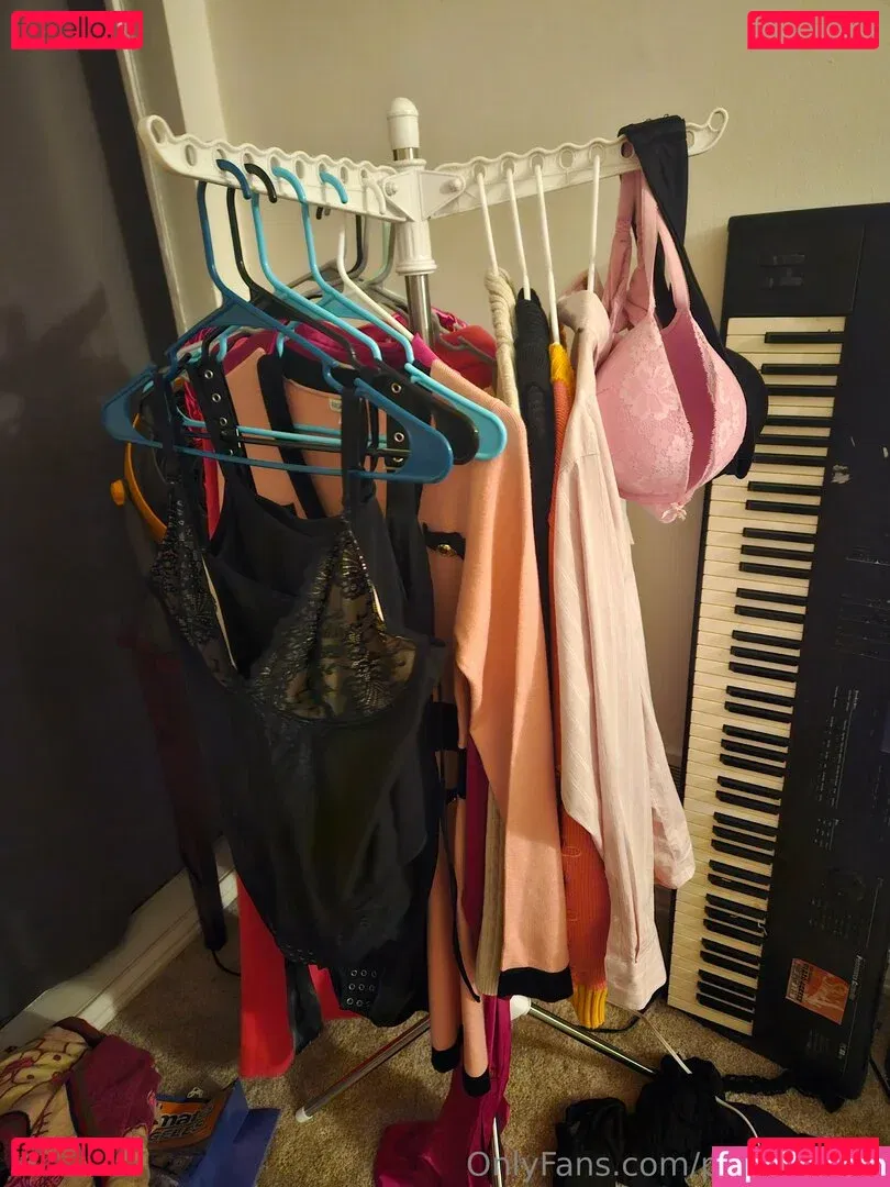 piggynukka Onlyfans Photo Gallery 