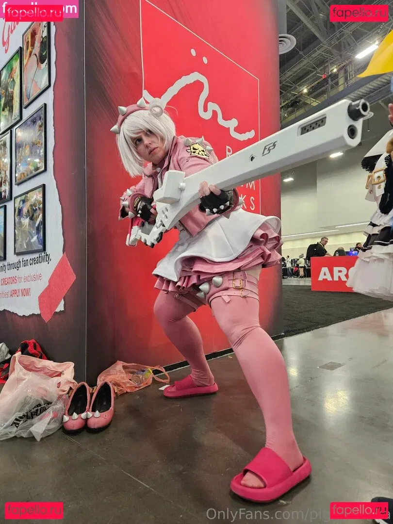 piggynukka Onlyfans Photo Gallery 