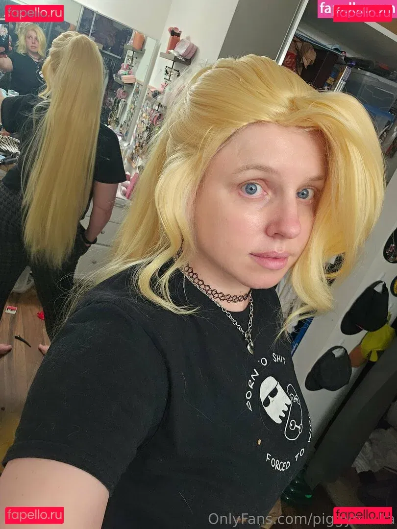 piggynukka Onlyfans Photo Gallery 