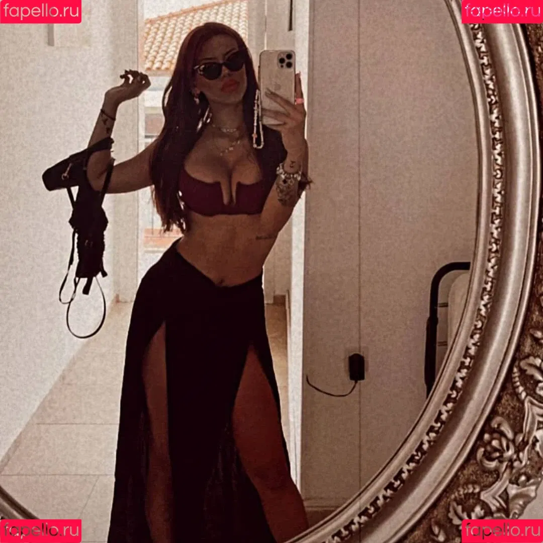 Demet Ozturk Onlyfans Photo Gallery 