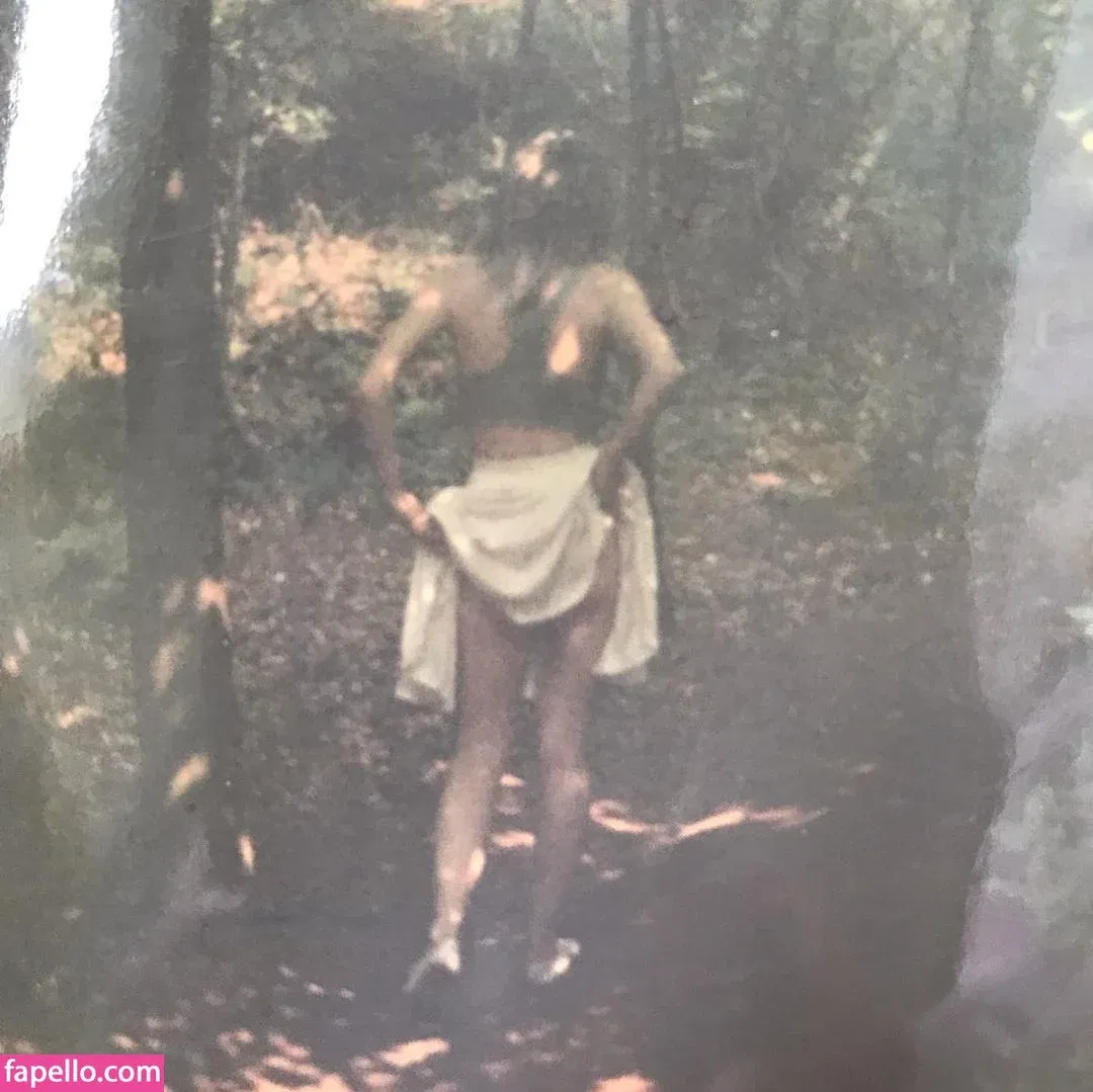 Corrinne Wicks Onlyfans Photo Gallery 