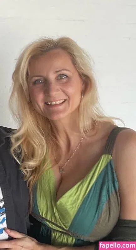 Corrinne Wicks Onlyfans Photo Gallery 