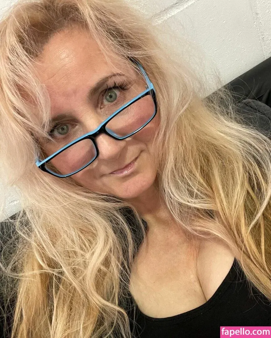 Corrinne Wicks Onlyfans Photo Gallery 