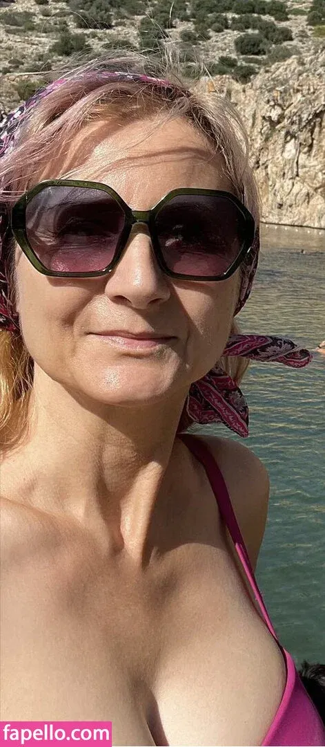 Corrinne Wicks Onlyfans Photo Gallery 