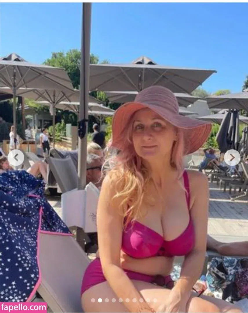 Corrinne Wicks Onlyfans Photo Gallery 