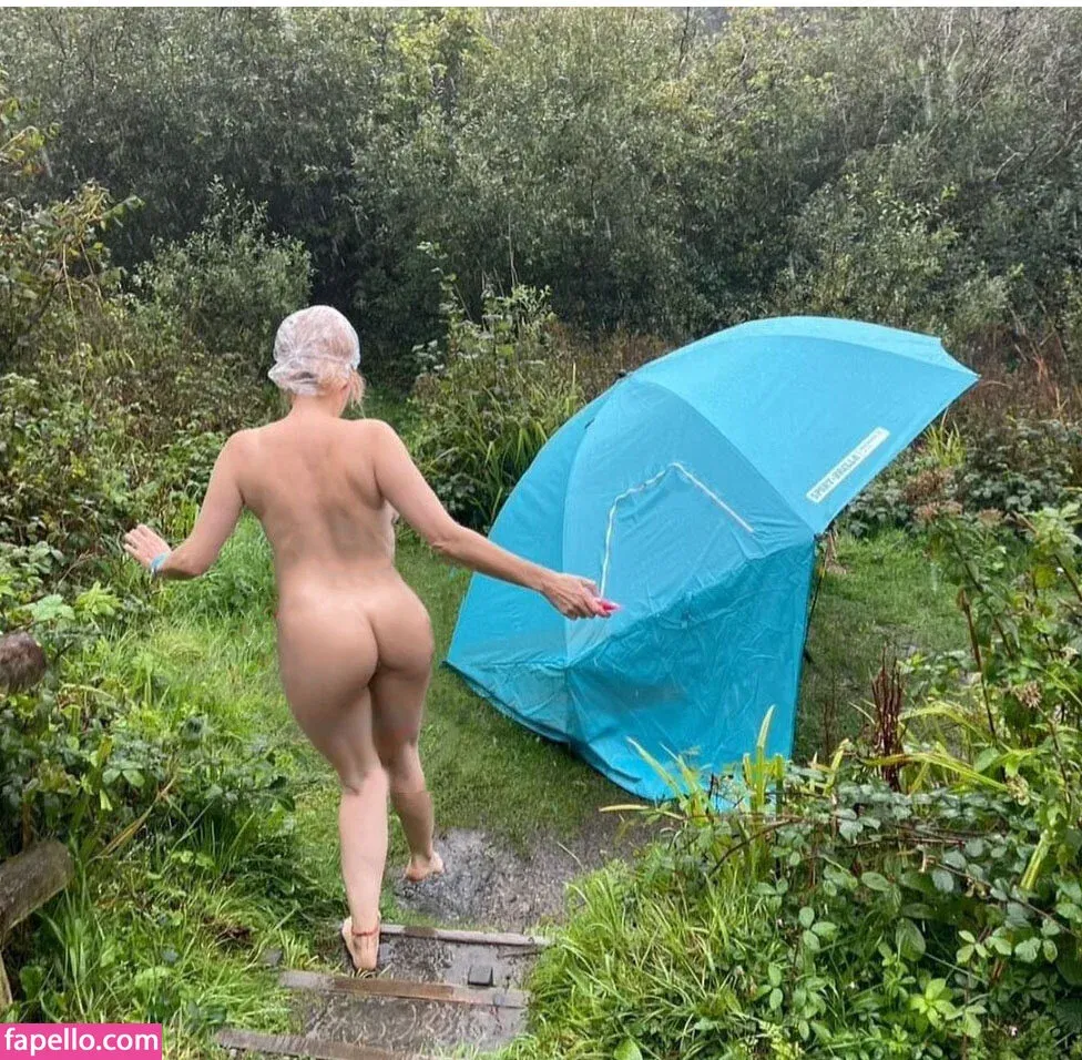 Corrinne Wicks Onlyfans Photo Gallery 