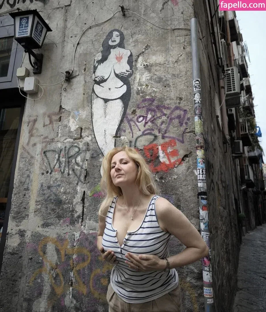 Corrinne Wicks Onlyfans Photo Gallery 