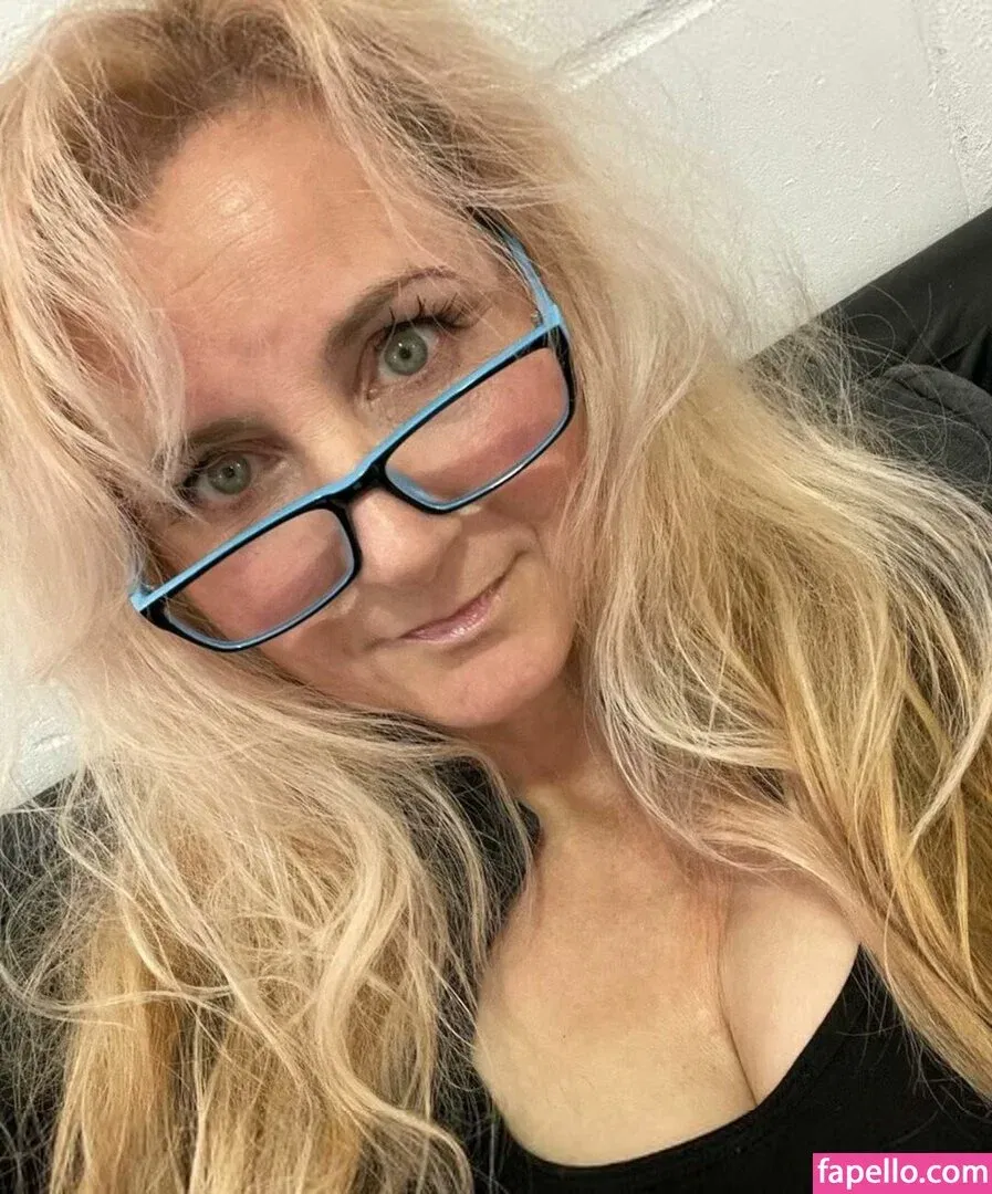 Corrinne Wicks Onlyfans Photo Gallery 