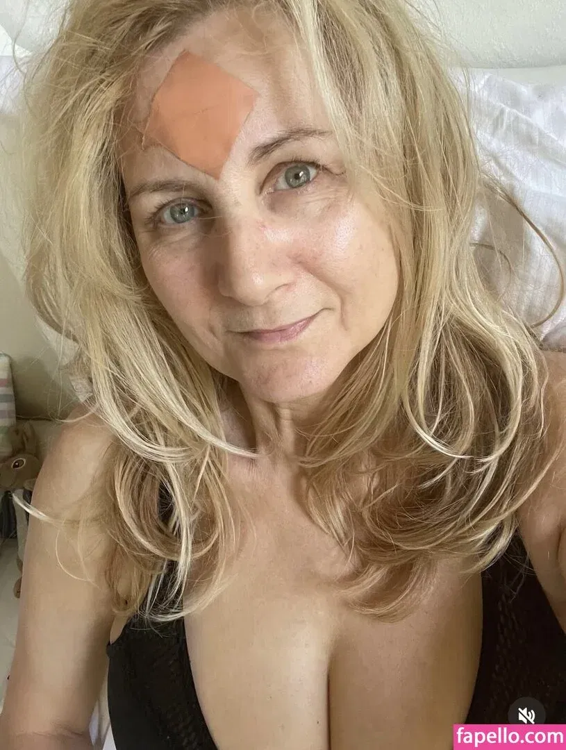 Corrinne Wicks Onlyfans Photo Gallery 