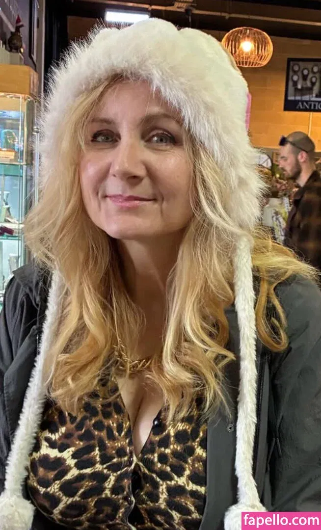 Corrinne Wicks Onlyfans Photo Gallery 