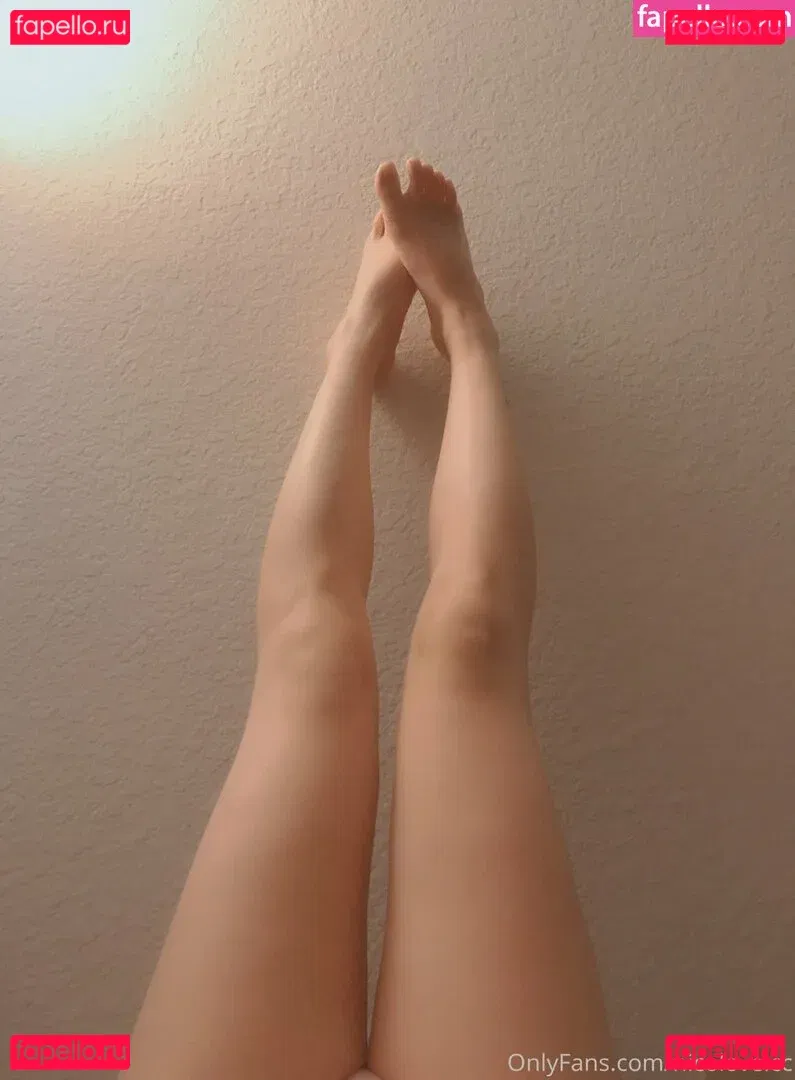 Nicolove Onlyfans Photo Gallery 