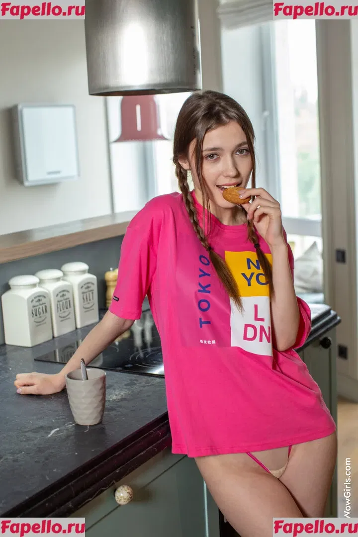 Mila Azul Onlyfans Photo Gallery 