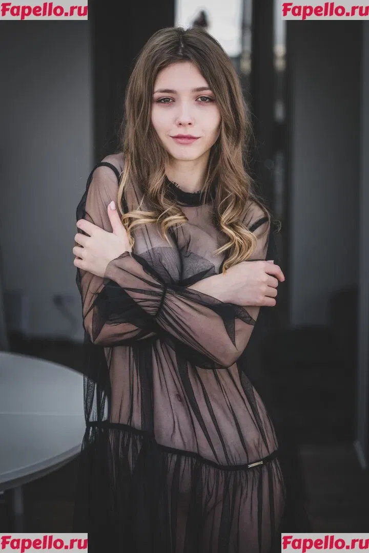 Mila Azul Onlyfans Photo Gallery 