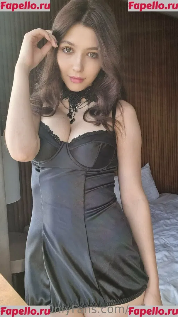 Mila Azul Onlyfans Photo Gallery 