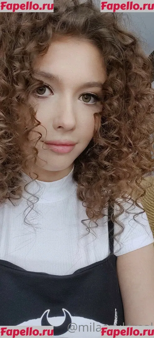 Mila Azul Onlyfans Photo Gallery 