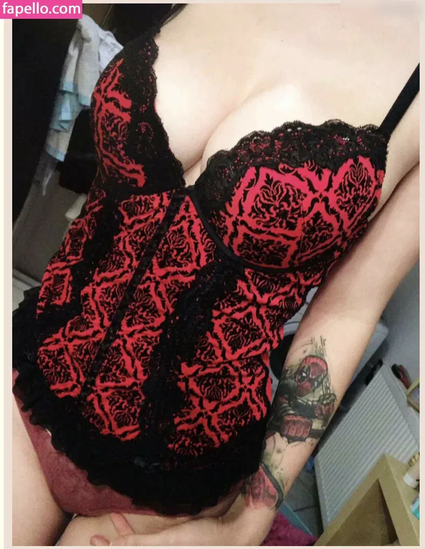 DDBella Onlyfans Photo Gallery 