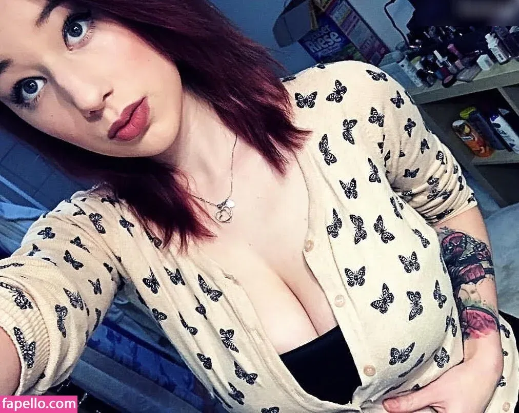 DDBella Onlyfans Photo Gallery 