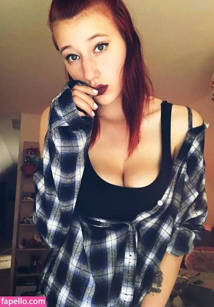 DDBella Onlyfans Photo Gallery 