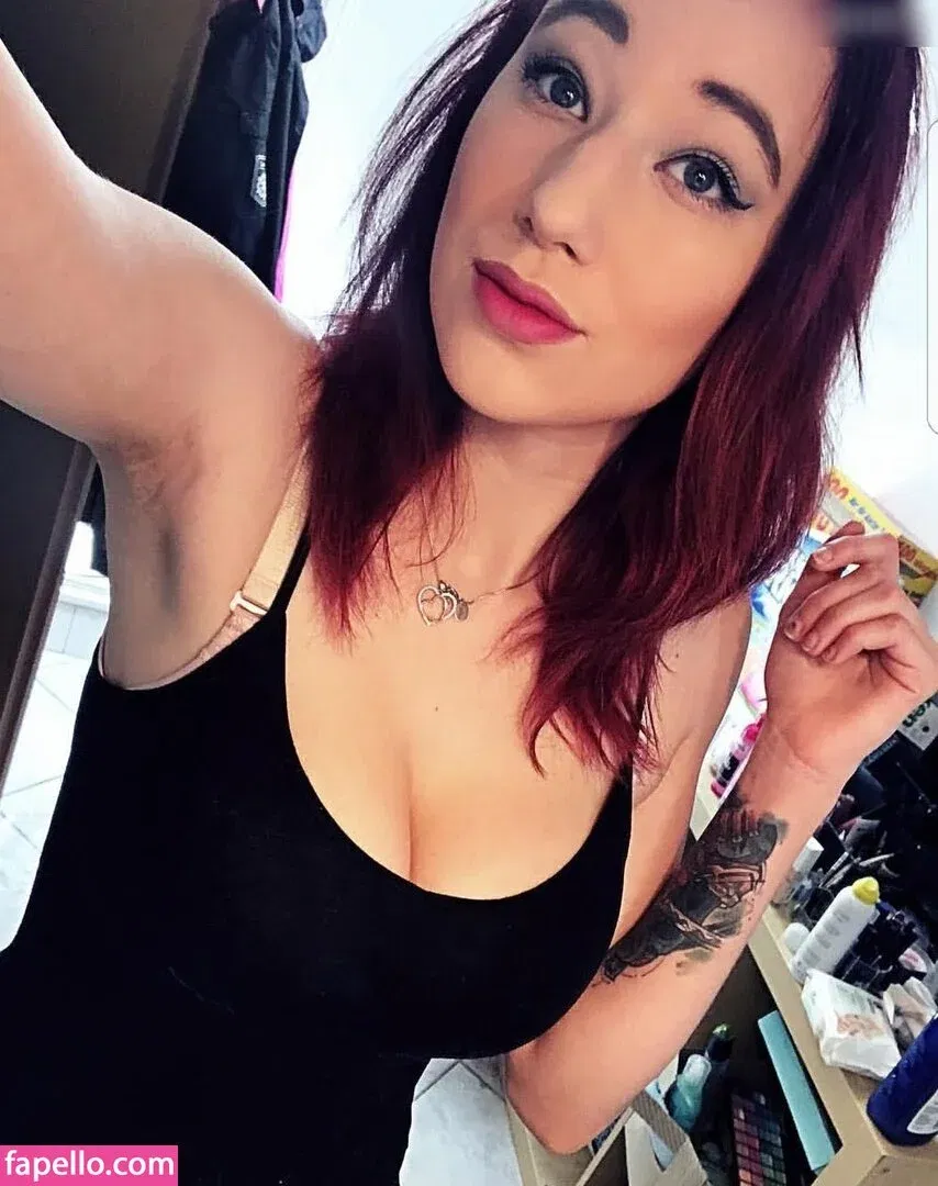 DDBella Onlyfans Photo Gallery 