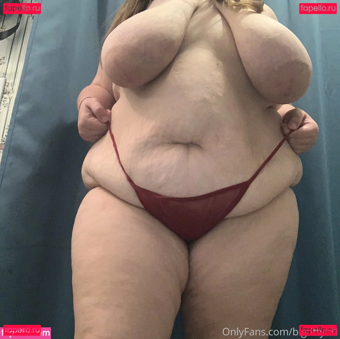 bigtittybi1 Onlyfans Photo Gallery 