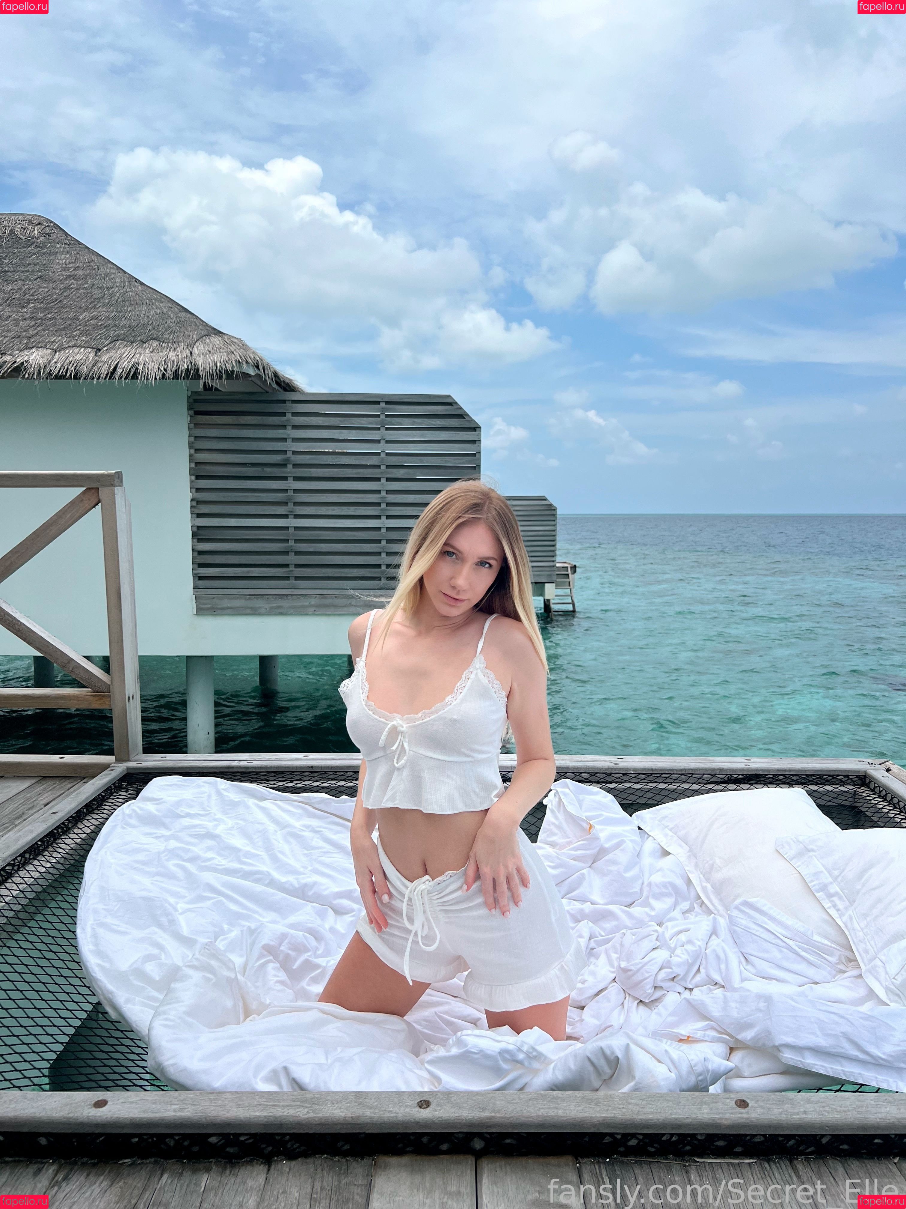 Little_elleee Onlyfans Photo Gallery 