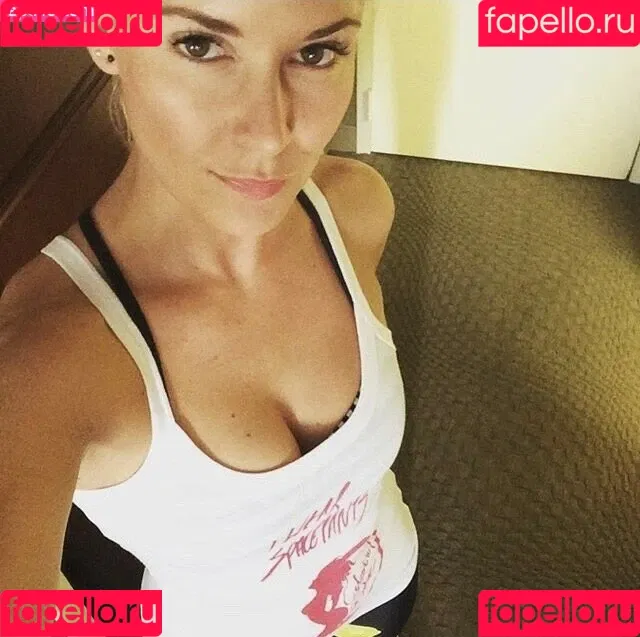 Renee Paquette Onlyfans Photo Gallery 
